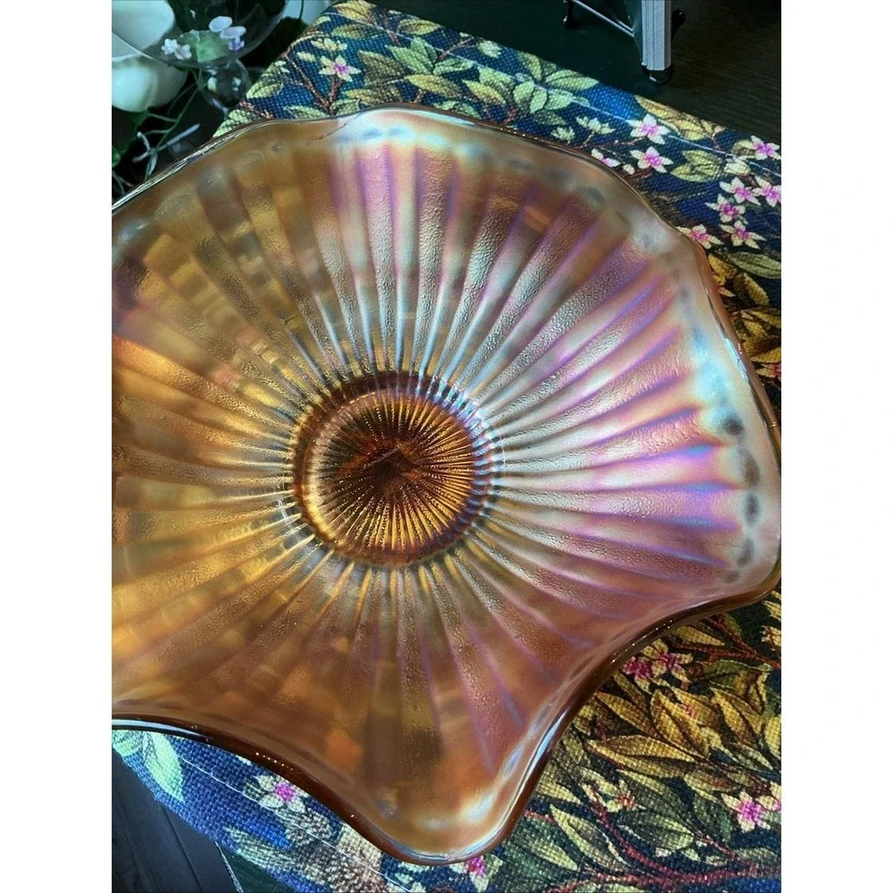 Antique FENTON Stippled Rays Amethyst Carnival Round Crimped Bowl‎ 8